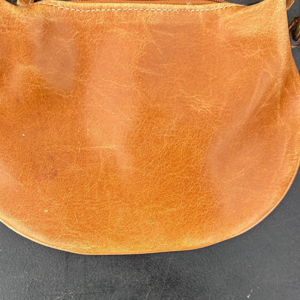 Classic Studded Leather Shoulder Bag - Tan - Picture 3 of 4